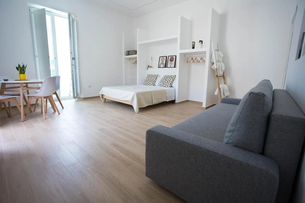 Civico 11 Apartment Naples Italy
